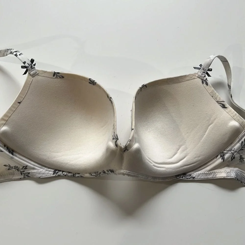 Victoria's Secret Lined Demi Bra 36B Floral Embellished Feminine Pretty Crystals